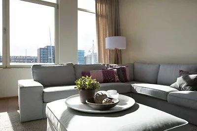 Appartamento moderno con vista sul porto