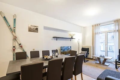 Modernes Apartment in Salzburg mit Balkon