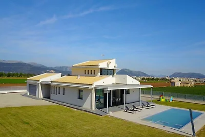 Moderne Villa in der Nähe von Platjas de Muro