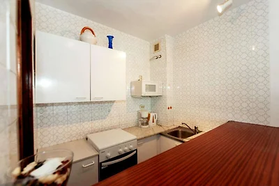 Komfortable Wohnung in Roses mit Poolblick