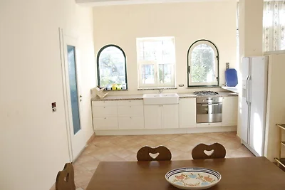 Moderna casa vacanze con camino a Trecase
