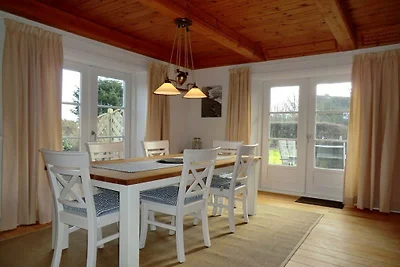 Ferienhaus in Nieblum mit Schwimmbecken