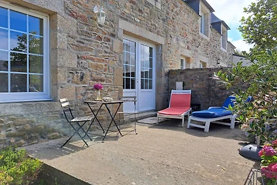 Stenen huis in Bretagne aan zee