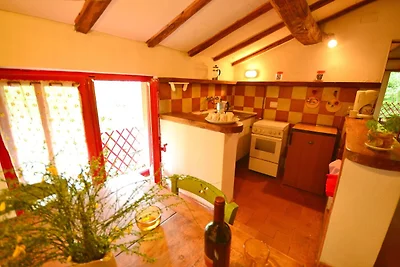 Ferienhaus mit Gemeinschaftspool, Terrasse,...