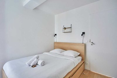 Neue Wohnung Boulogne gegenüber „Les...