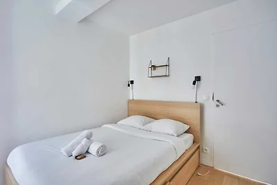 Neue Wohnung Boulogne gegenüber „Les...