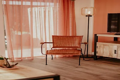 Modern toevluchtsoord aan het water