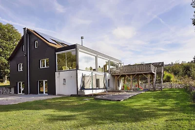 Gemütliches Chalet in Stoumont mit Hallenbad ...