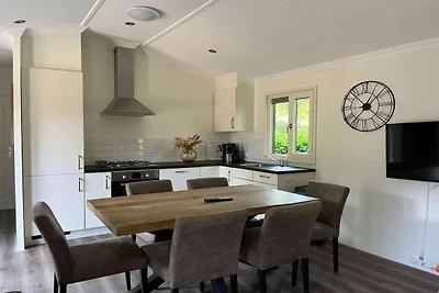 Eingeschossiges Chalet mit Terrasse