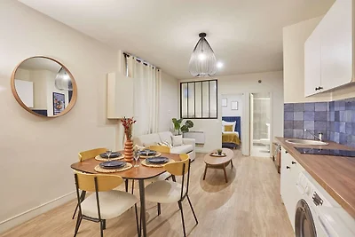 Apartment Exposition Center