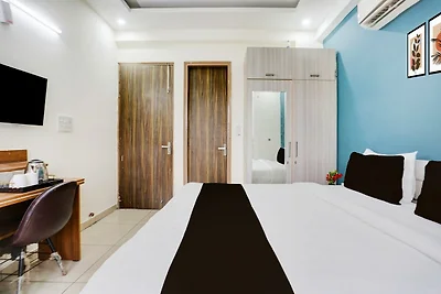 Hotel O Subhash Chowk