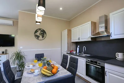 Ferienhaus in Sali mit Meeresstrand