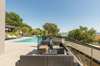 Seaview Villa A`More with heated pool