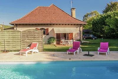 Schönes Ferienhaus mit privatem Pool