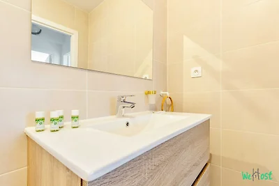 Angenehmes Apt. mit Balkon-6P-In der Nähe von...