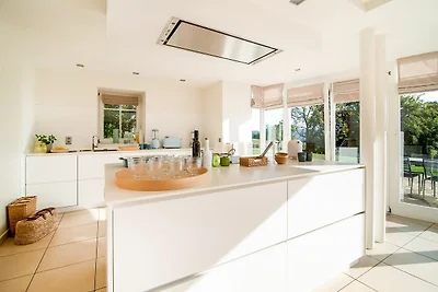 Lussuosa casa vacanze con piscina a Waimes
