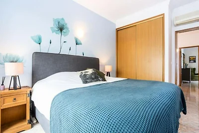 Haus in Albufeira mit Pool und Garten