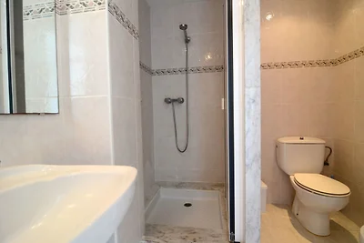 Appartement in Estartit met zeestrand