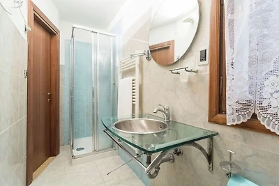 Accattivante appartamento con salotto