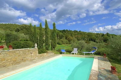 Bellissima villa con piscina a Cortona