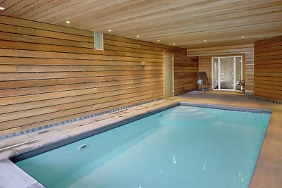 Gemütliches Chalet in Stoumont mit Hallenbad ...