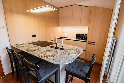 Elegant and Scenic Peaceful Apartments Portor...