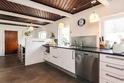 Rustiek huisje met open haard
