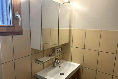 Haus mit 5 Schlafzimmern und 2 Bädern