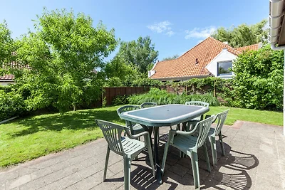 Ferienhaus mit privatem Garten in Bredene