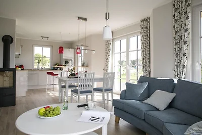 Luxus Reetdachhaus in Fuhlendorf mit Sauna