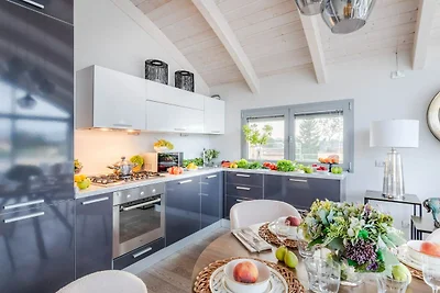 Modern panoramisch loft met terras, lift