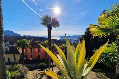 Wohnung in historischer Villa mit Seeblick in...