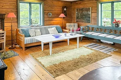 Charmantes Cottage am See in Torsebo