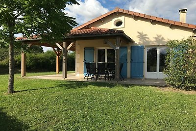 Bellissima villa con piscina in comune