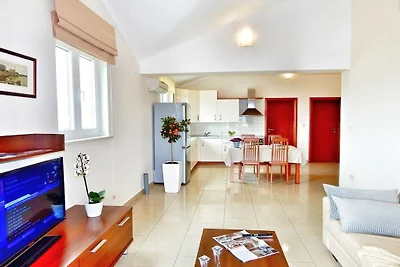 Ferienwohnung mit 2 Schlafzimmer