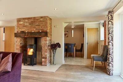 Scheune in Derby mit Whirlpool & Naturblick