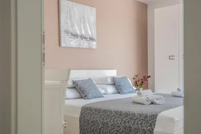 Adriatic Pearl - FourBedroom Villa with heate...