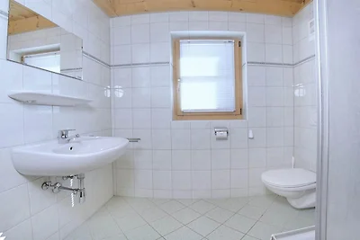 Chalet in Königsleiten nahe Skibus