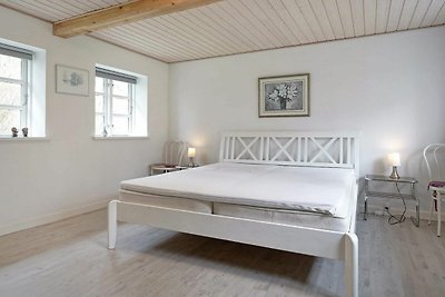 8 Personen Ferienhaus in Nexø-By Traum