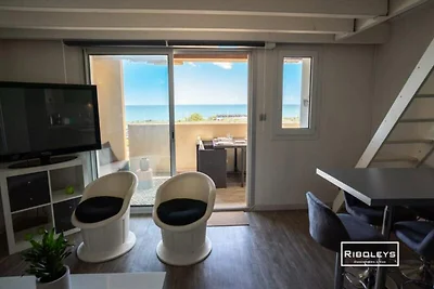 Appartamento a Vias con Vista Mare