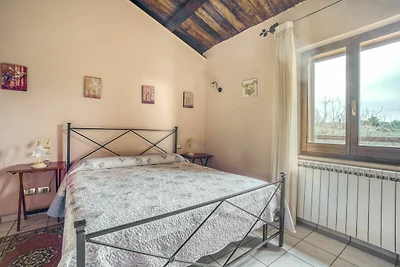 Abgeschiedenes Ferienhaus in Montefalco mit...