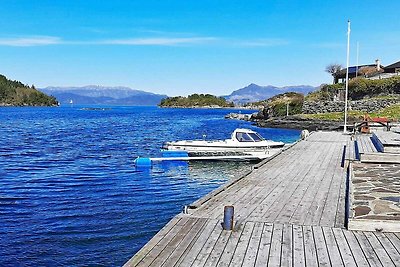 8 Personen Ferienhaus in Sjernarøy