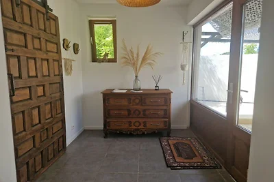 Apartment mit Swimmingpool, WLAN