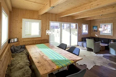 One-bedroom cabin
