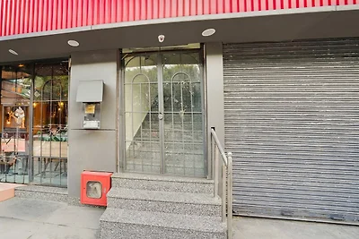 Sammlung O West Vinod Nagar Metro Station