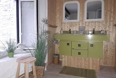 Charmantes Cottage in Engreux am See
