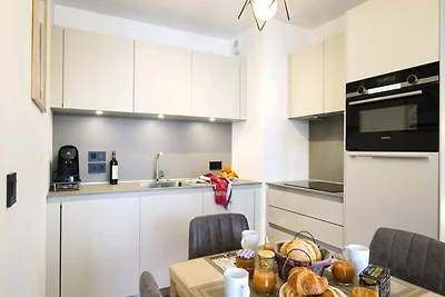 Appartamento nelle Alpi con piscina e accesso...