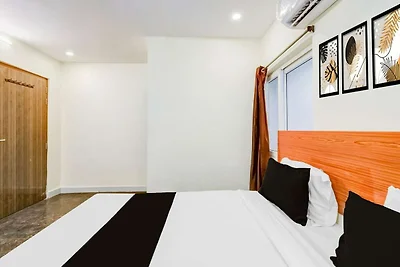 Super Hotel O Neredmet Road
