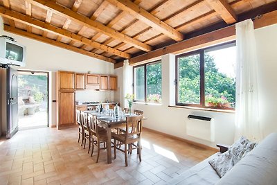 Bauernhaus in Apecchio mit Strand am Meer