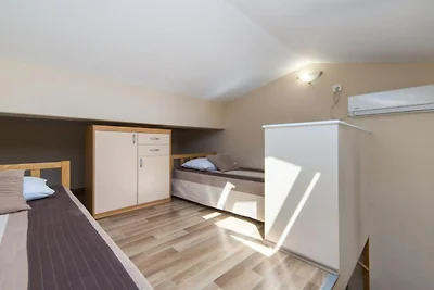 Apartments Nmn - Studio Apartment with Balcon...